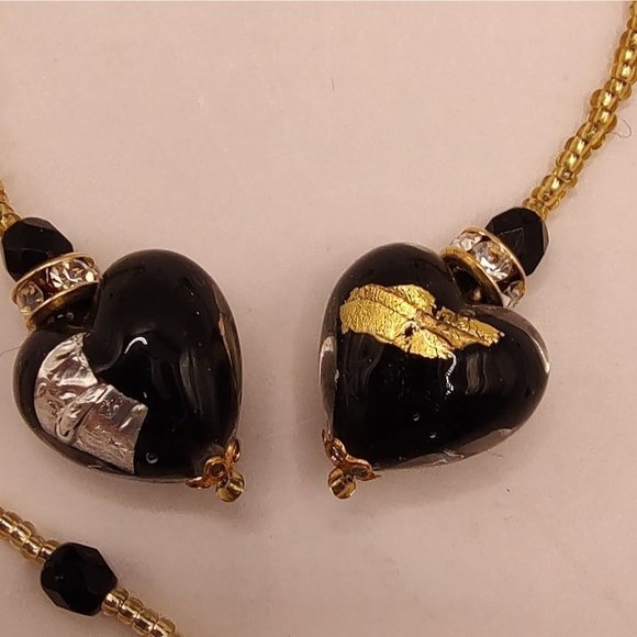 Vintage Gold Tone Clear Navy Clear Glass Beads Heart Necklace Earring Set - Picture 3 of 14